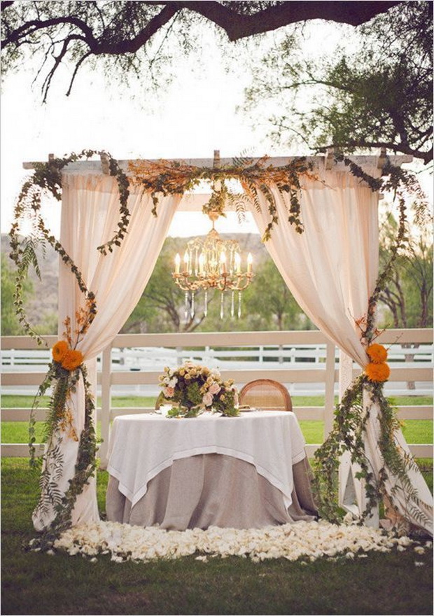 Wedding table for two outdoors (Photo by: weddingforward.com)